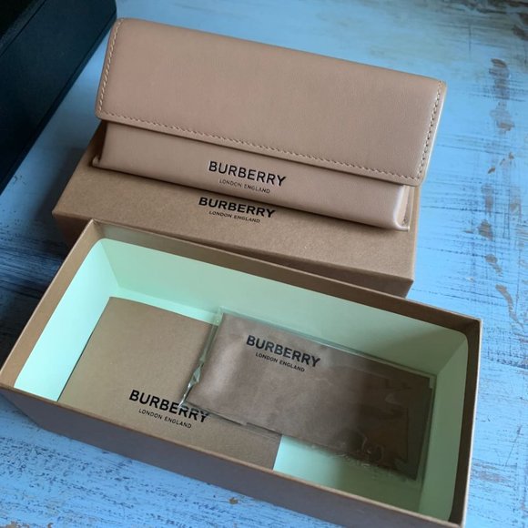 Men's Burberry Glasses Frames - Picture 2 of 7